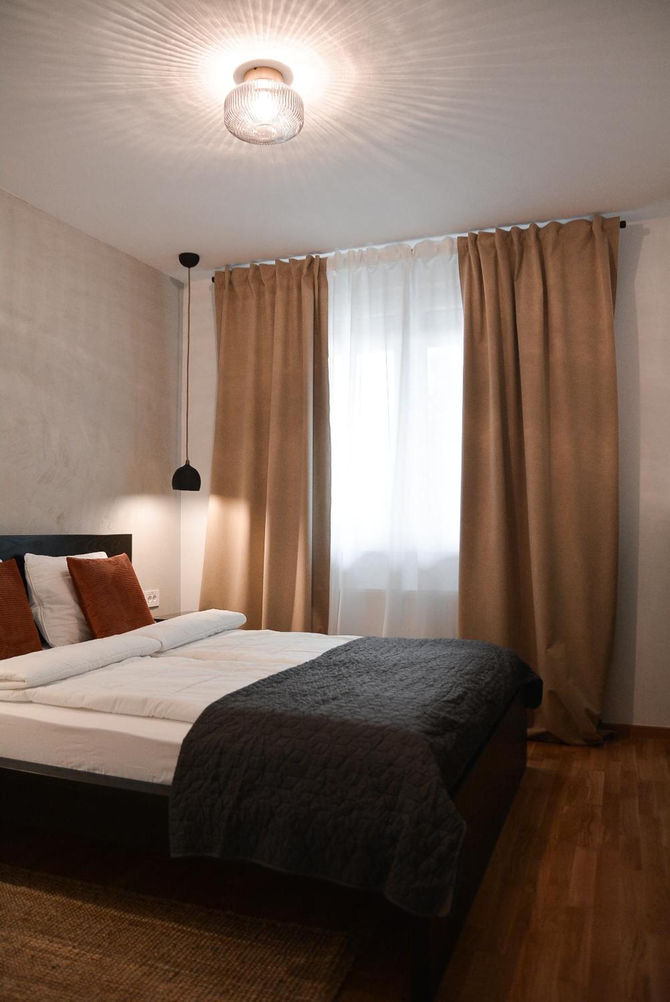 Crown Apartment 3 Суботица Экстерьер фото