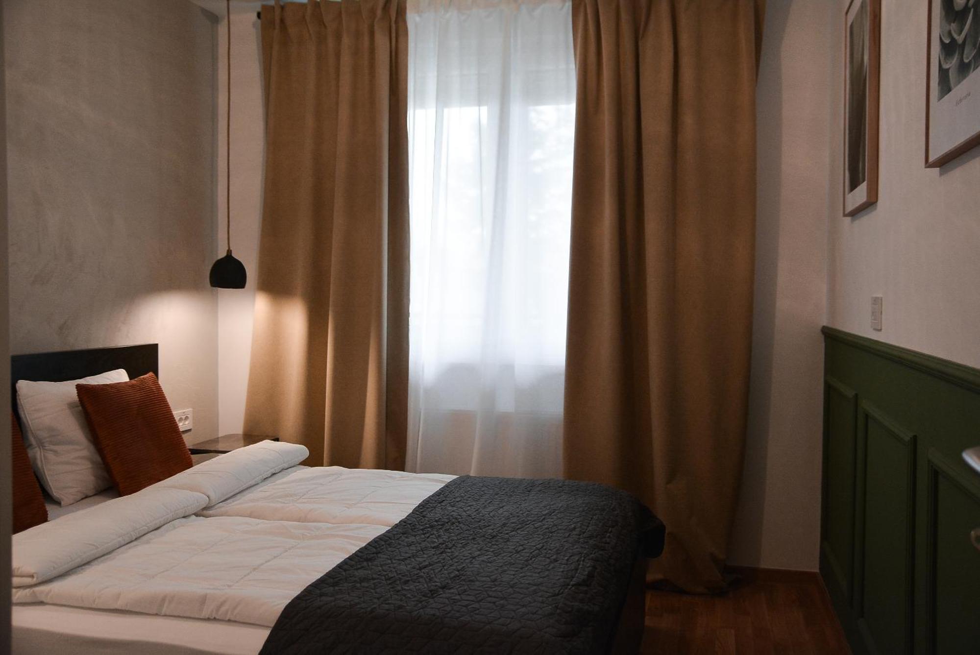 Crown Apartment 3 Суботица Экстерьер фото